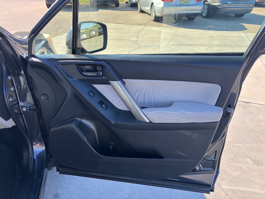 2014 Subaru Forester - $8,600