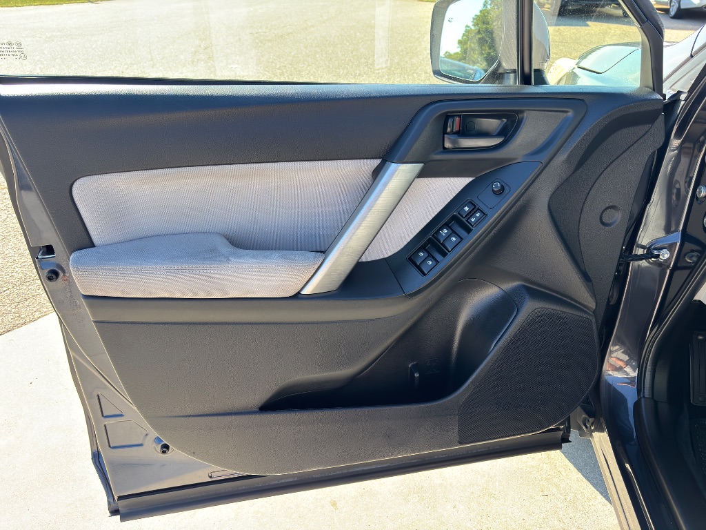 2014 Subaru Forester - $8,600