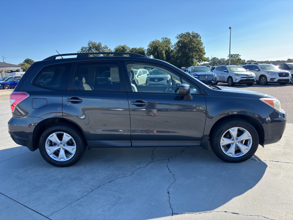 2014 Subaru Forester - $8,600