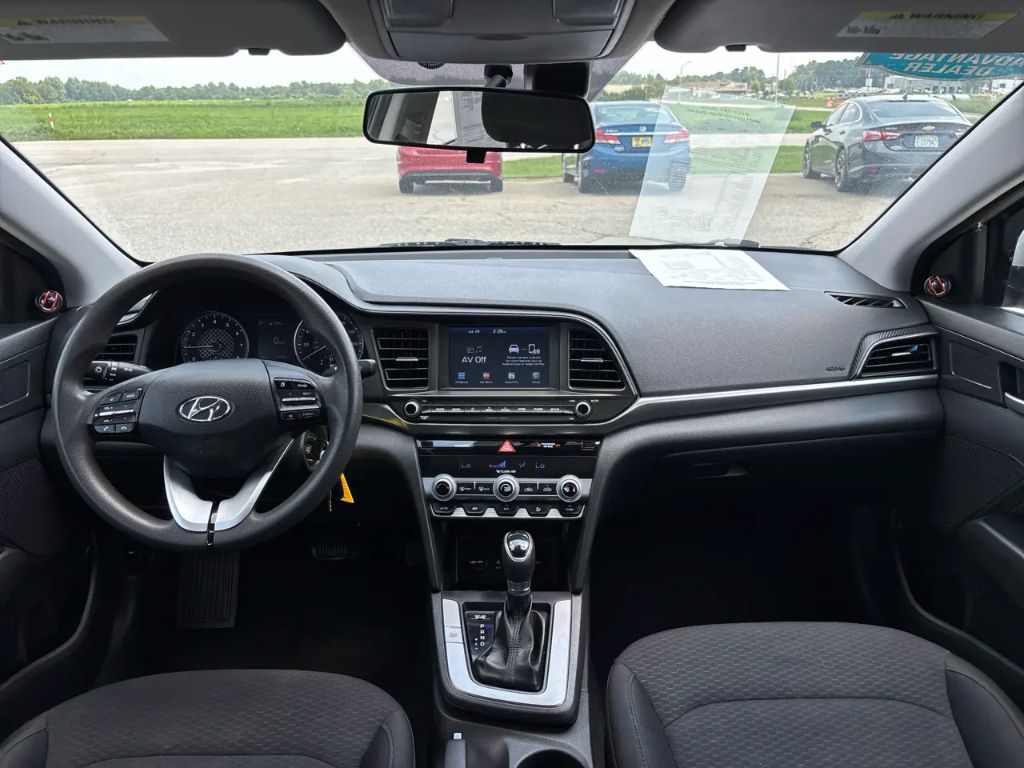 2020 Hyundai Elantra - $10,495