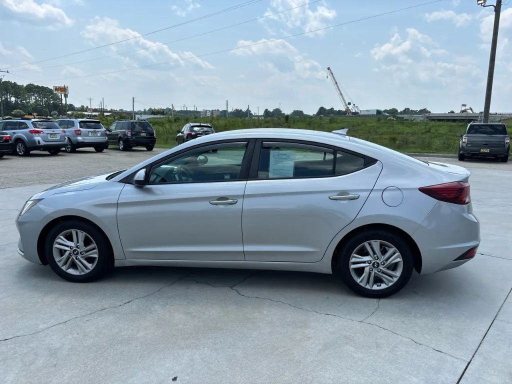 2020 Hyundai Elantra - $10,495