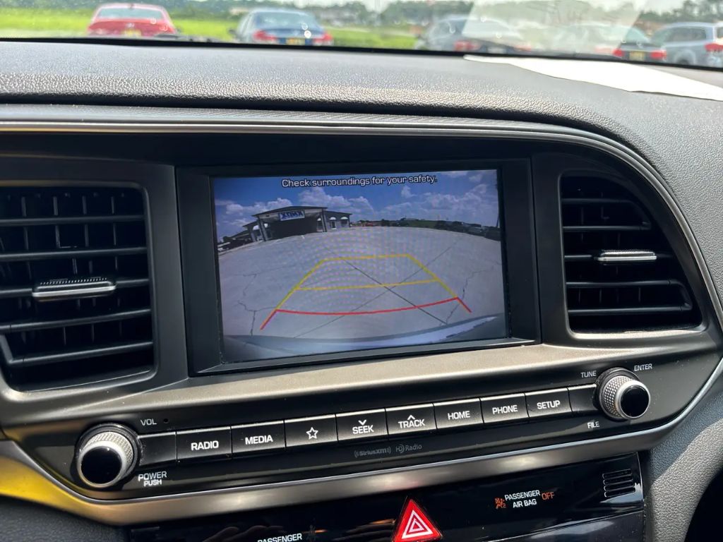 2020 Hyundai Elantra - $10,495