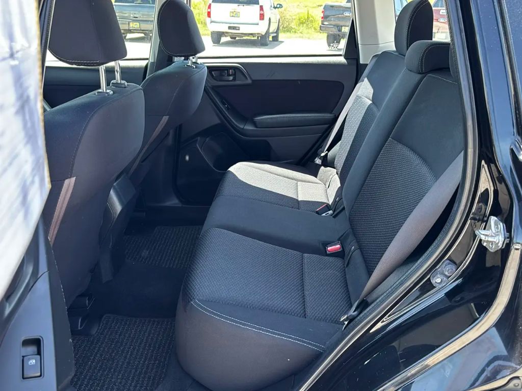 2016 Subaru Forester - $7,995