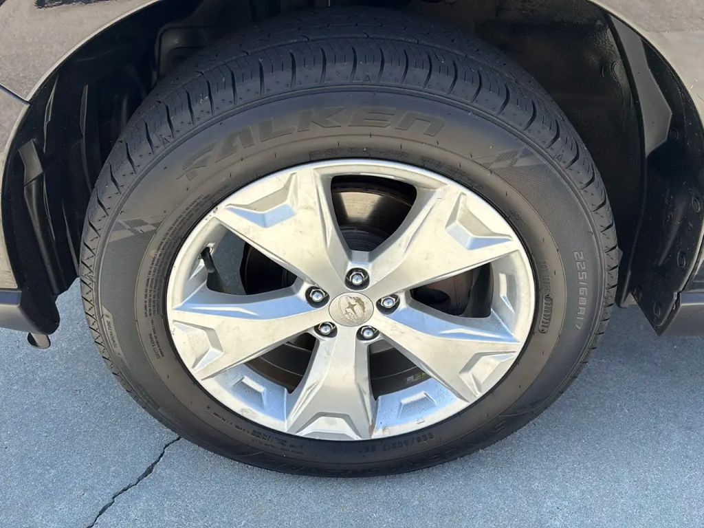 2016 Subaru Forester - $7,995