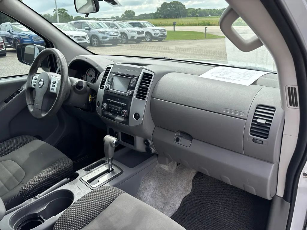 2018 Nissan Frontier - $17,800