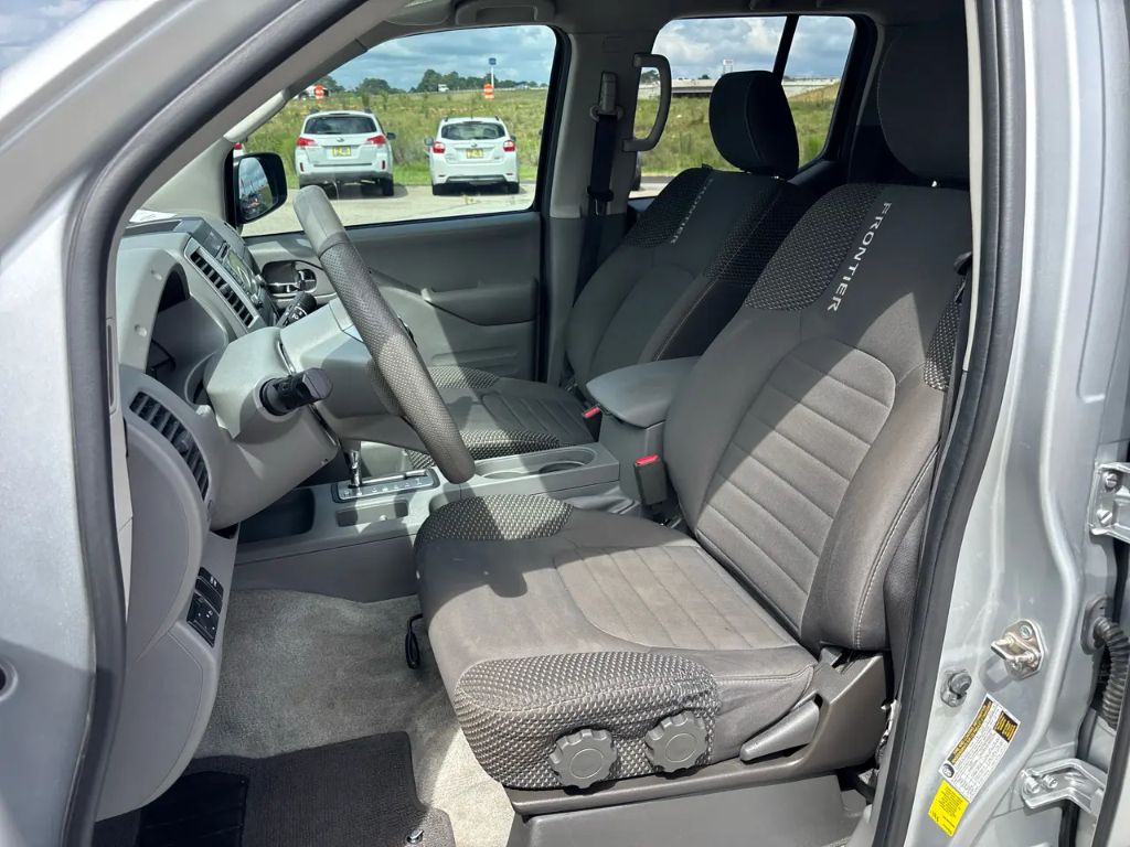 2018 Nissan Frontier - $17,800