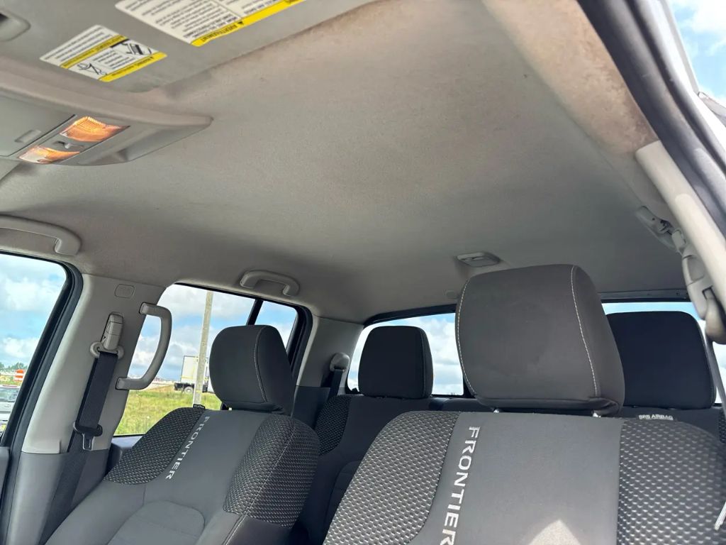 2018 Nissan Frontier - $17,800