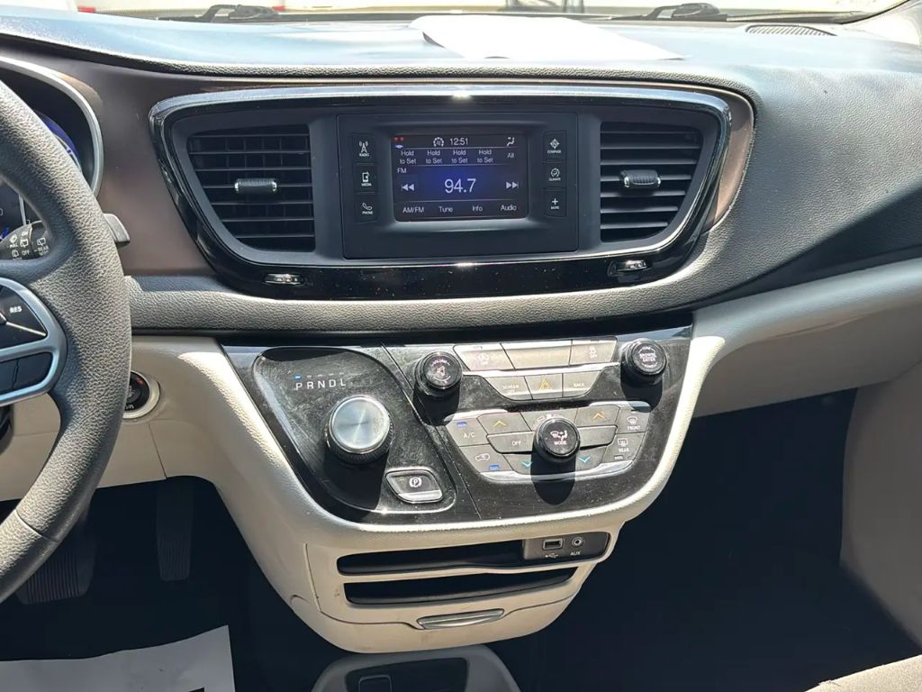 2017 Chrysler Pacifica - $9,995