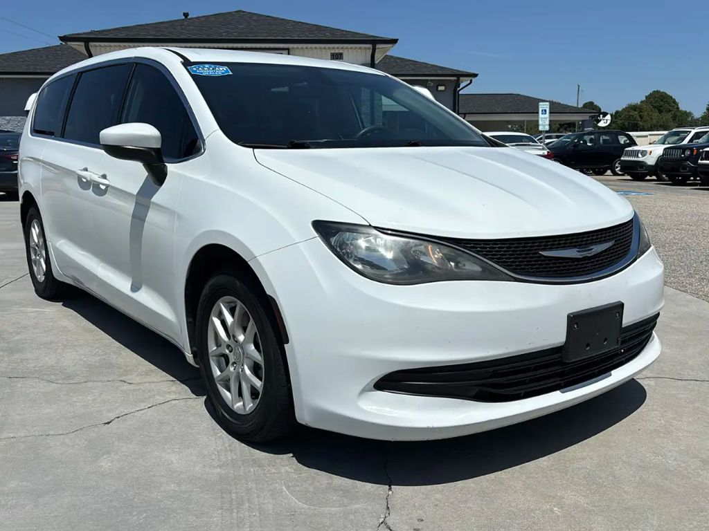 2017 Chrysler Pacifica - $9,995