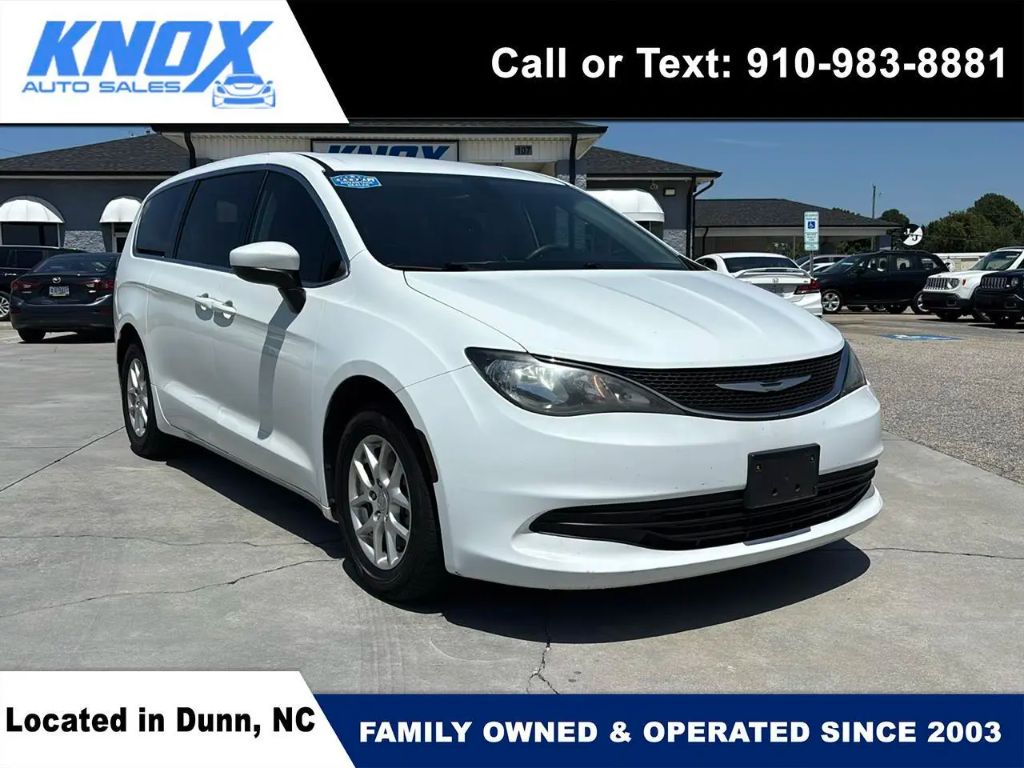 2017 Chrysler Pacifica - $9,995