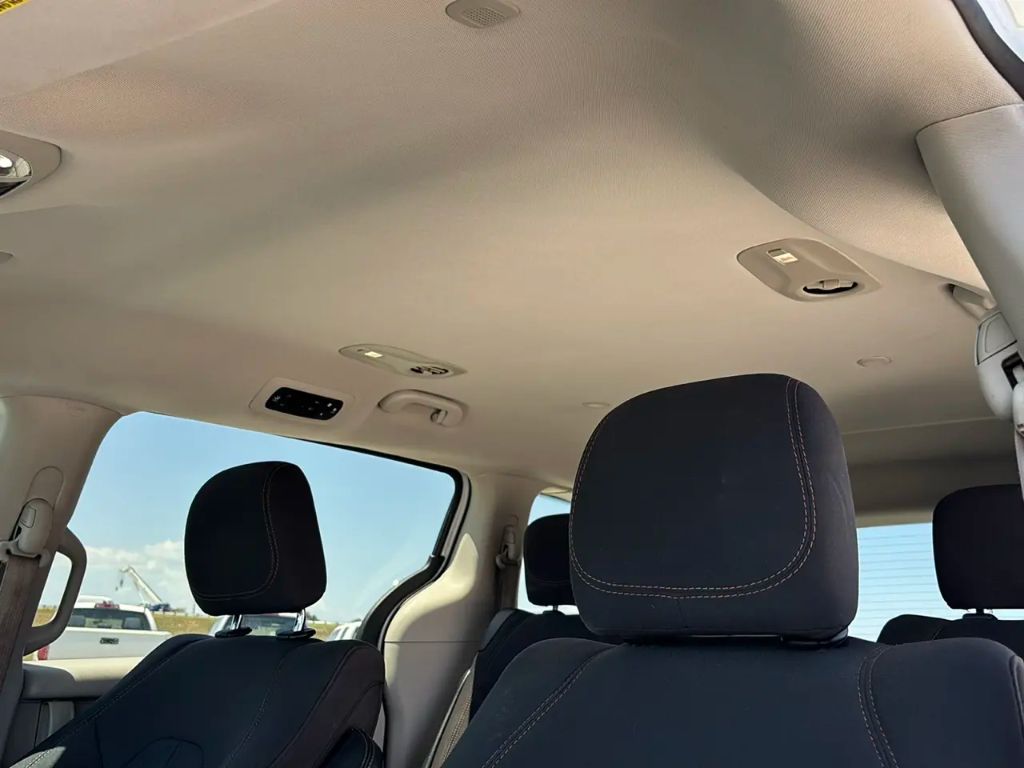 2017 Chrysler Pacifica - $9,995