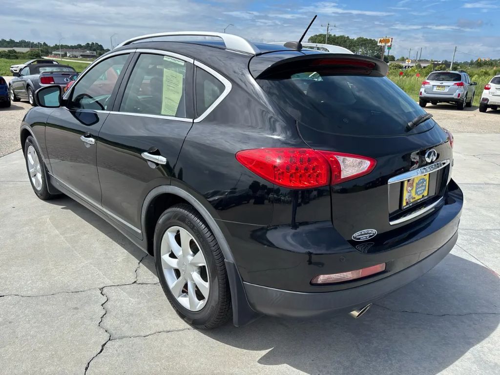 2010 INFINITI EX - $7,500