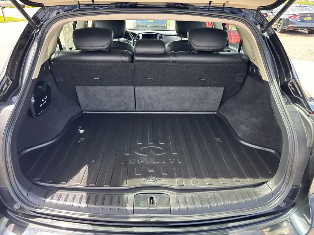 2010 INFINITI EX - $7,500