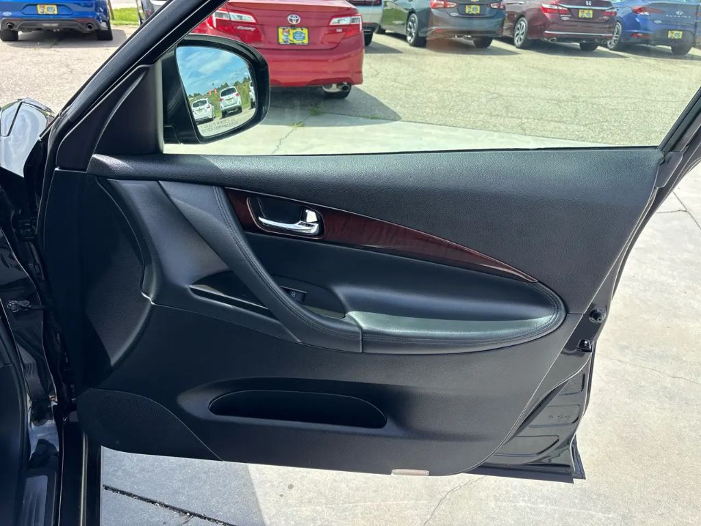 2010 INFINITI EX - $7,500