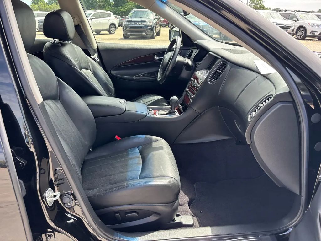 2010 INFINITI EX - $7,500