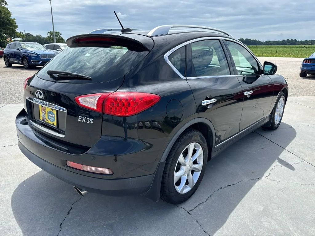 2010 INFINITI EX - $7,500