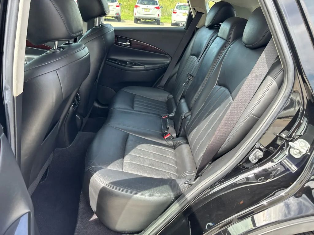 2010 INFINITI EX - $7,500