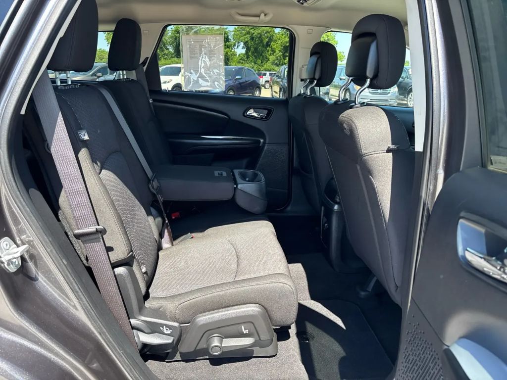 2019 Dodge Journey - $9,500
