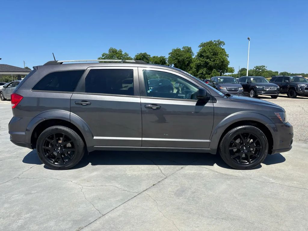 2019 Dodge Journey - $9,500
