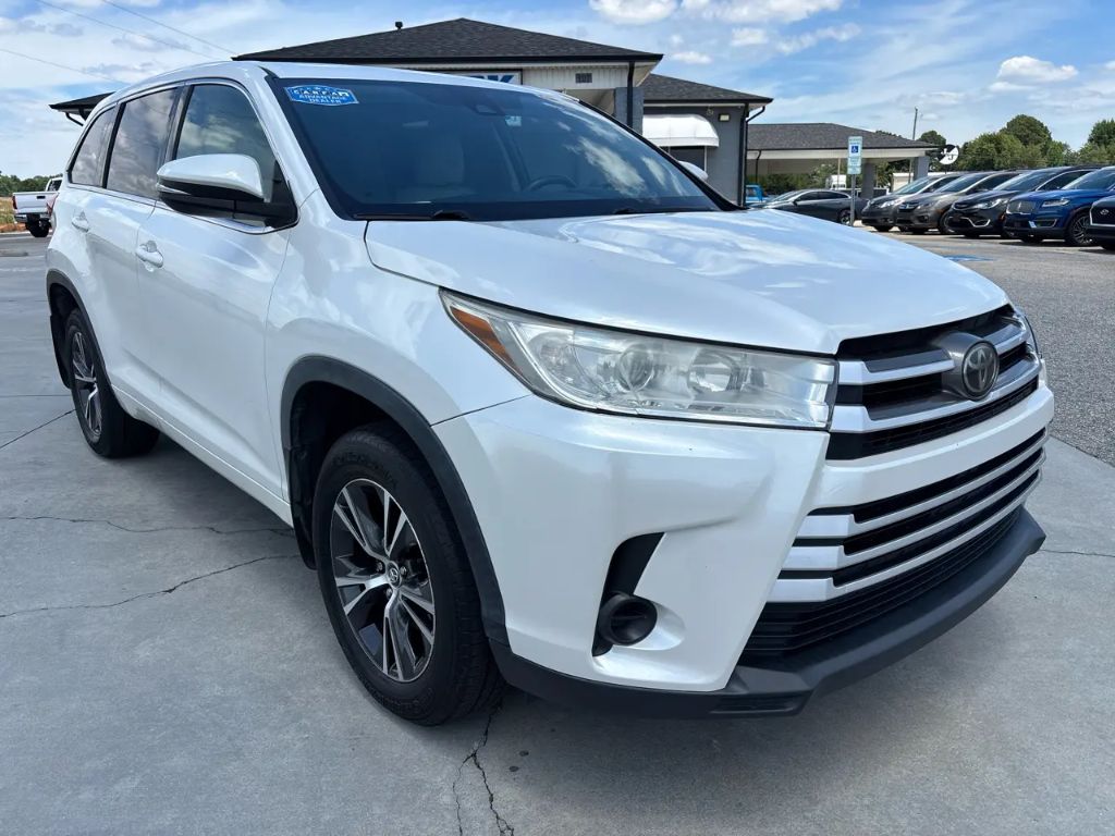 2018 Toyota Highlander - $17,300