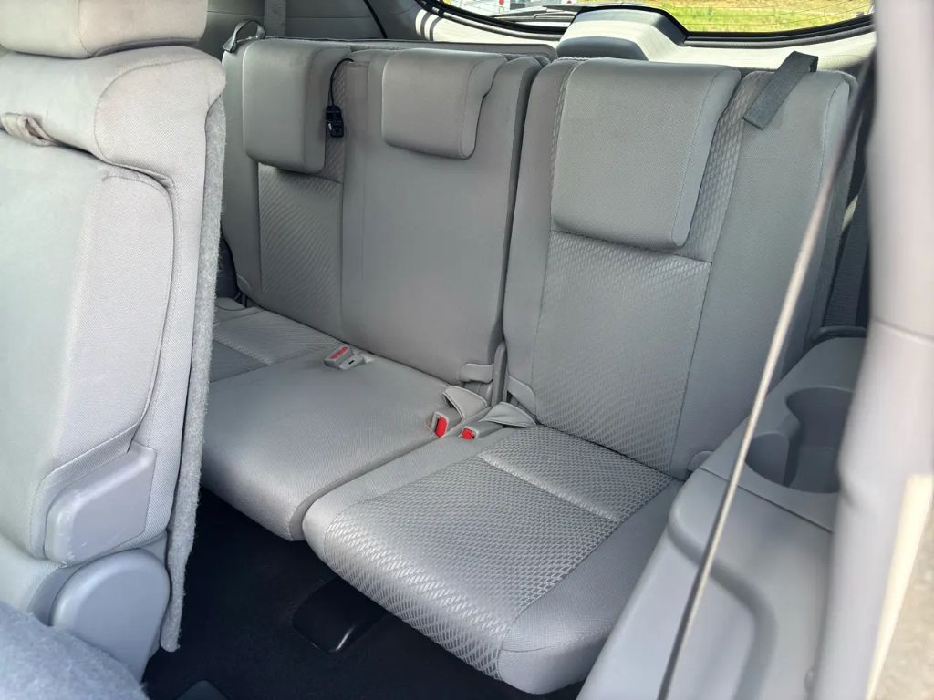 2018 Toyota Highlander - $17,300