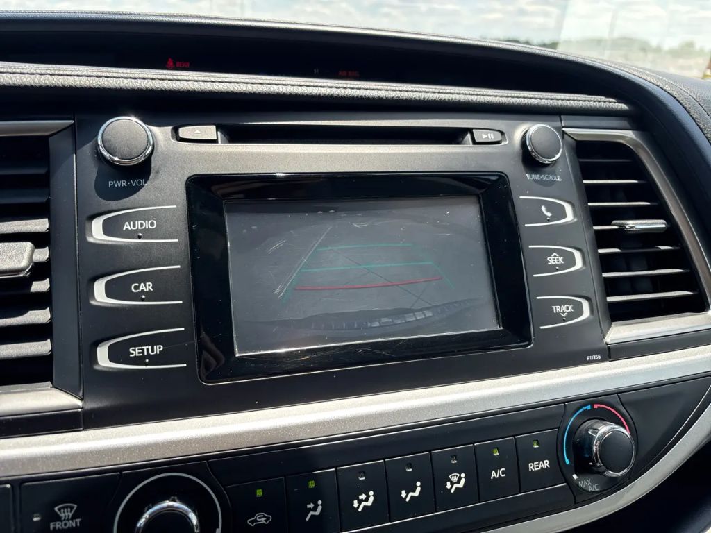 2018 Toyota Highlander - $17,300