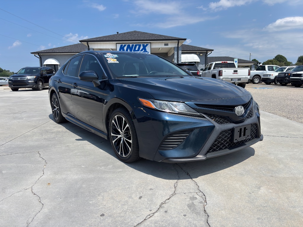 2020 Toyota Camry - $14,995