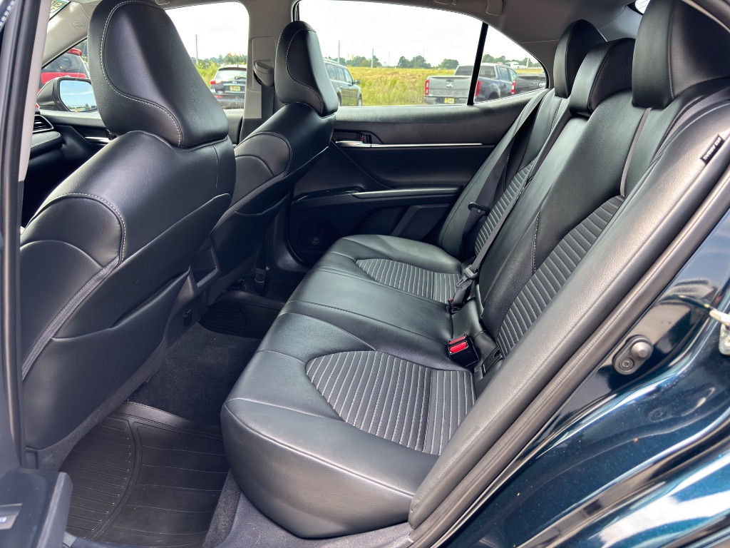 2020 Toyota Camry - $14,995
