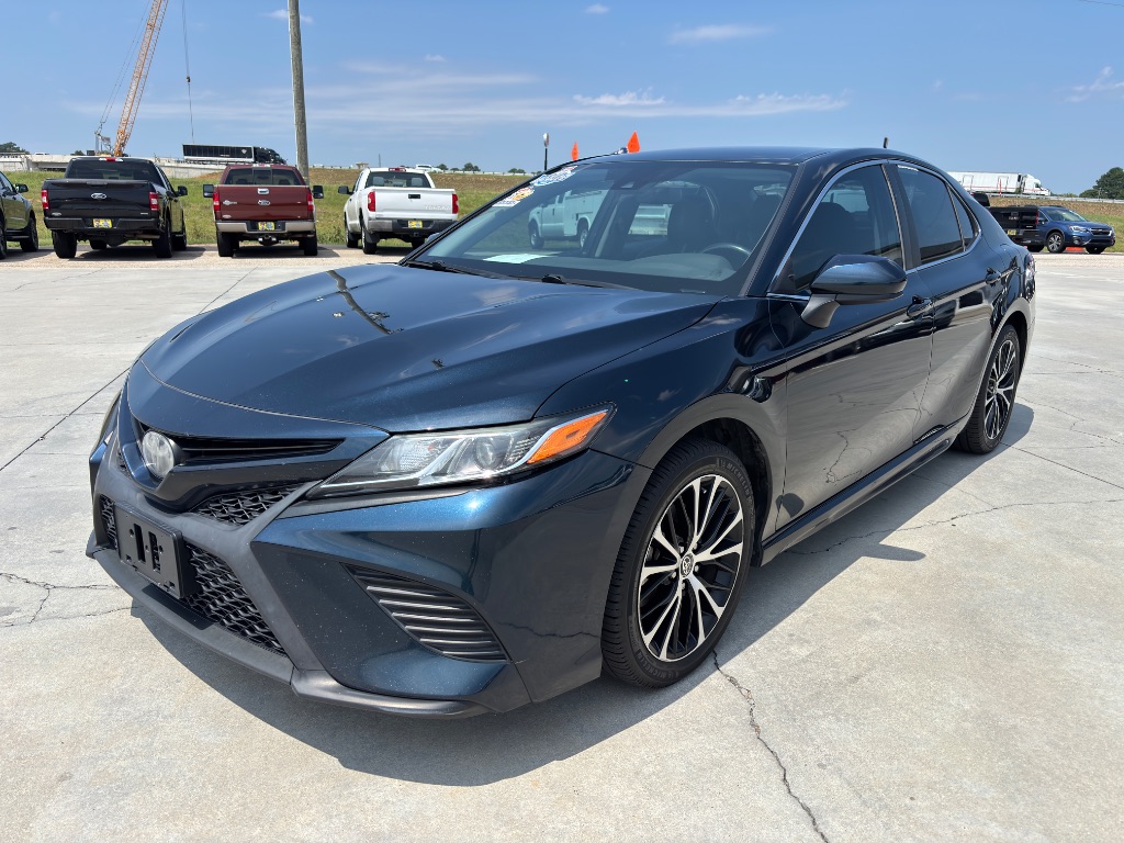 2020 Toyota Camry - $14,995