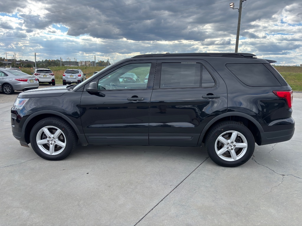 2019 Ford Explorer - $13,900