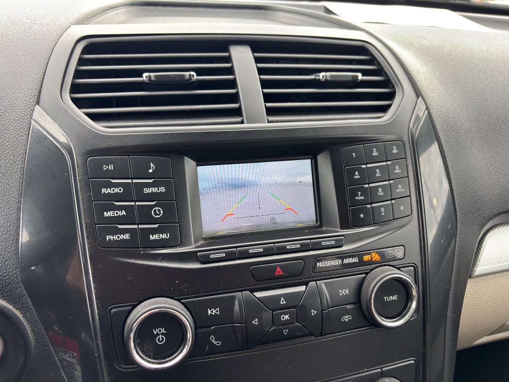 2019 Ford Explorer - $13,900