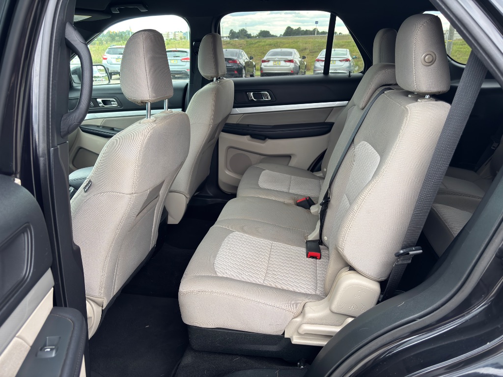2019 Ford Explorer - $13,900