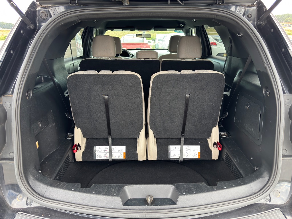 2019 Ford Explorer - $13,900