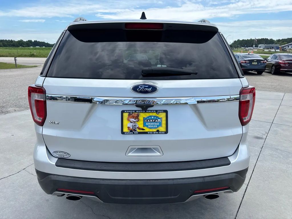 2018 Ford Explorer - $13,300