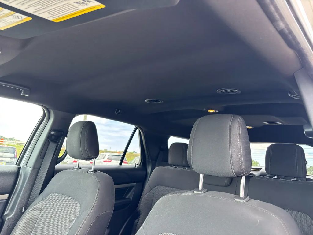 2018 Ford Explorer - $13,300