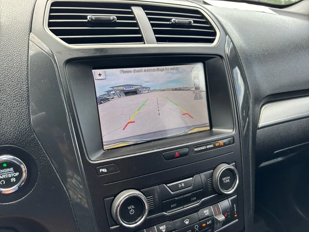 2019 Ford Explorer - $16,800