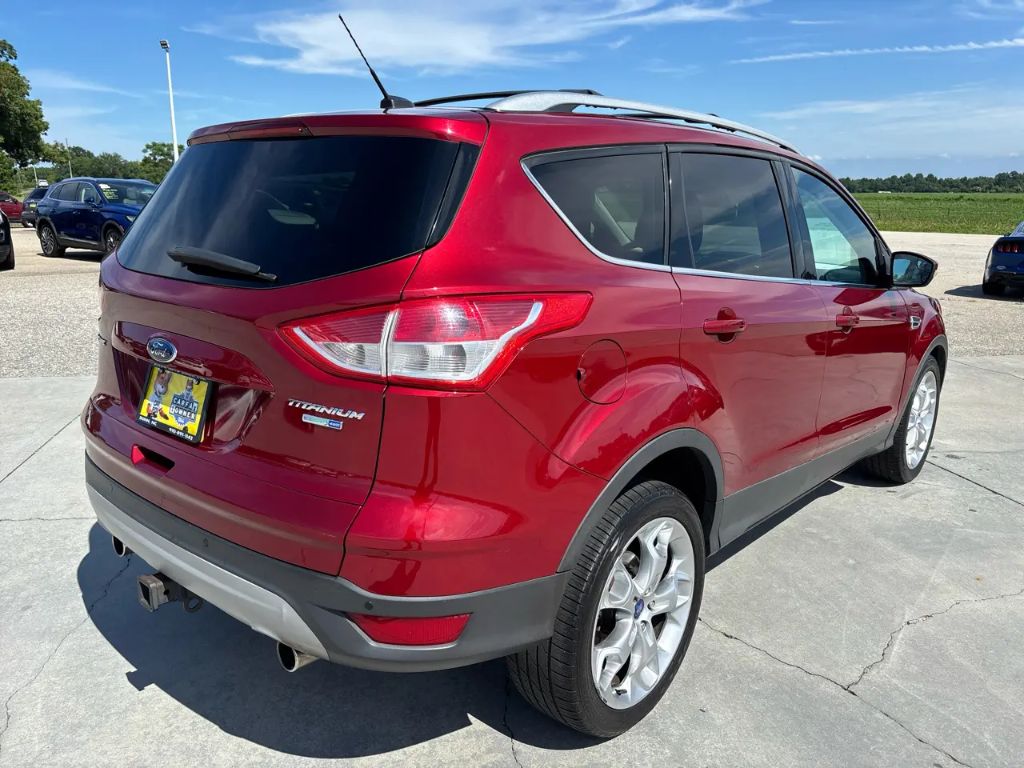 2013 Ford Escape - $9,995
