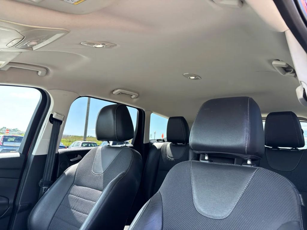 2013 Ford Escape - $9,995