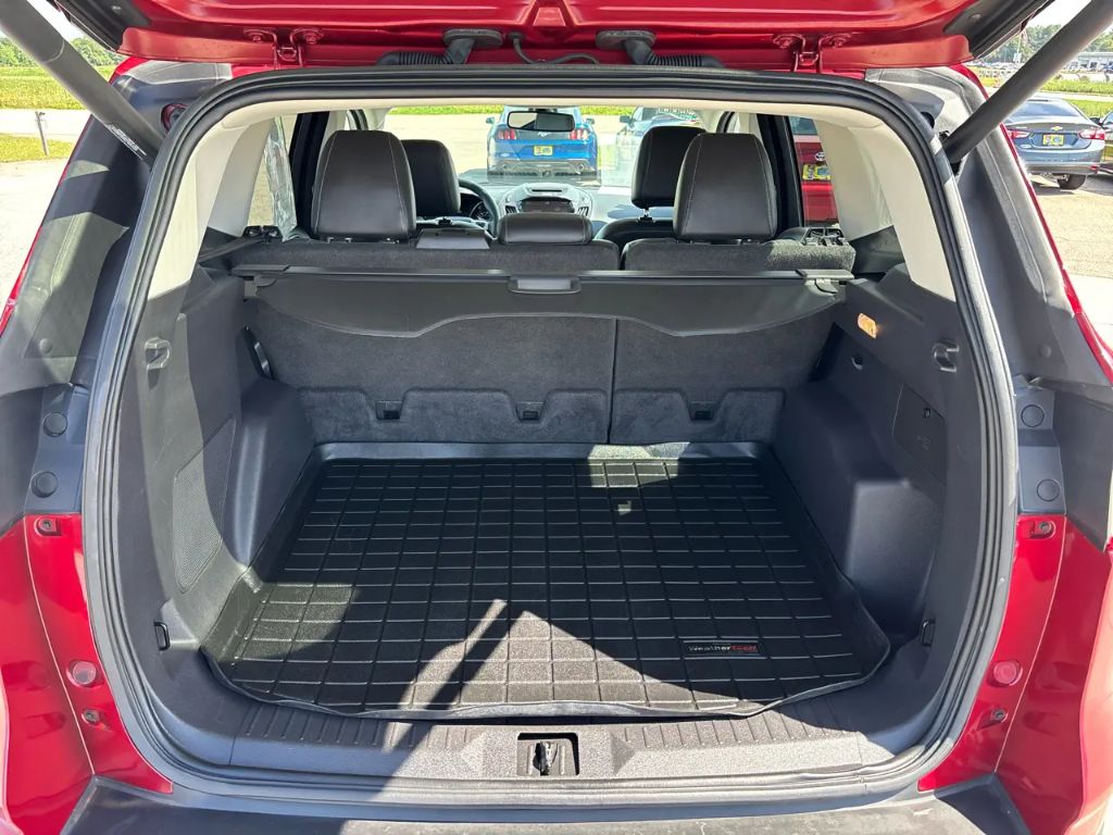 2013 Ford Escape - $9,995