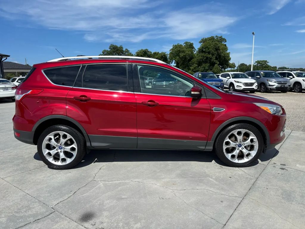 2013 Ford Escape - $9,995