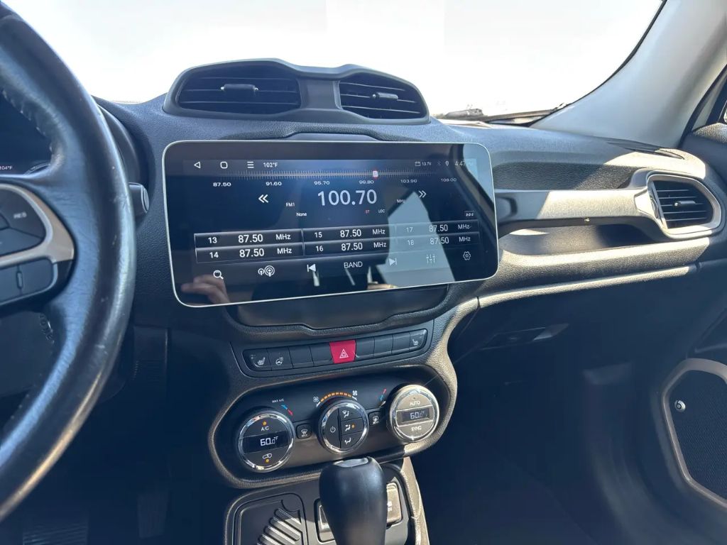 2016 Jeep Renegade - $10,000
