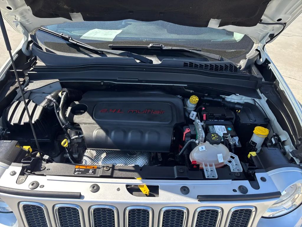 2016 Jeep Renegade - $10,000