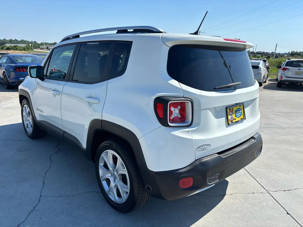 2016 Jeep Renegade - $10,000