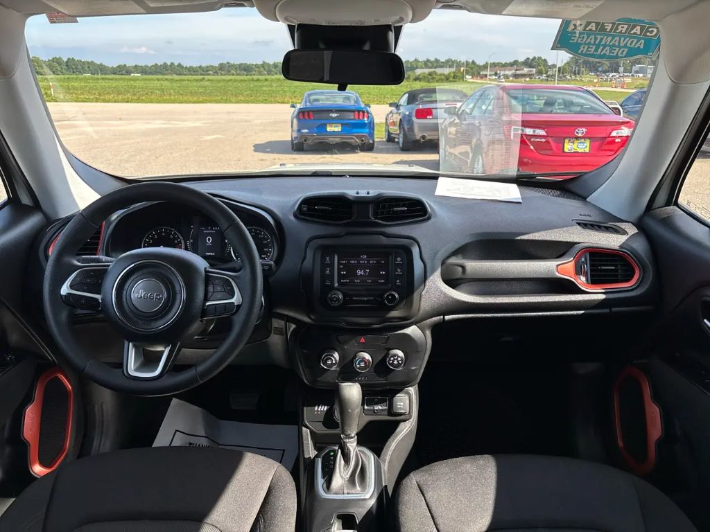 2019 Jeep Renegade - $13,300