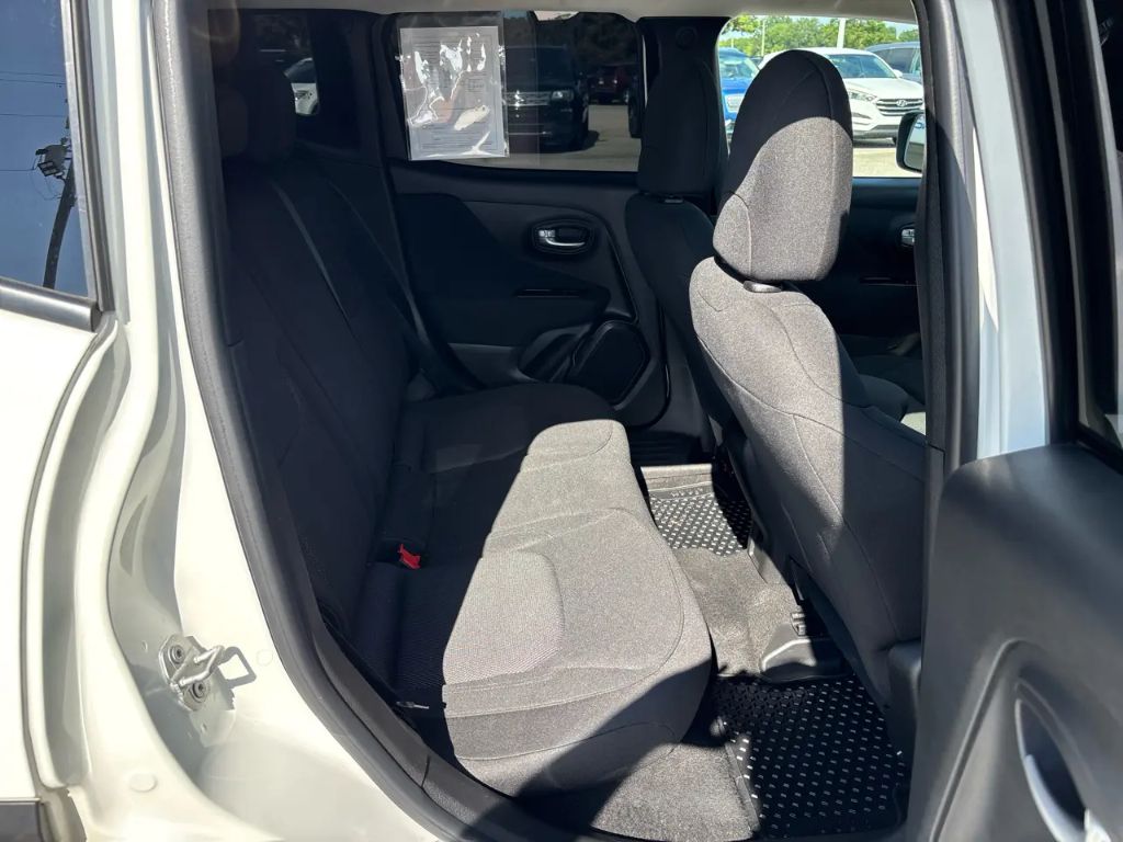 2019 Jeep Renegade - $13,300