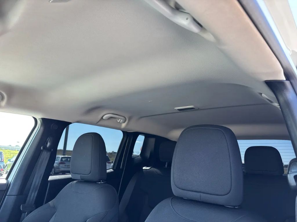 2019 Jeep Renegade - $13,300