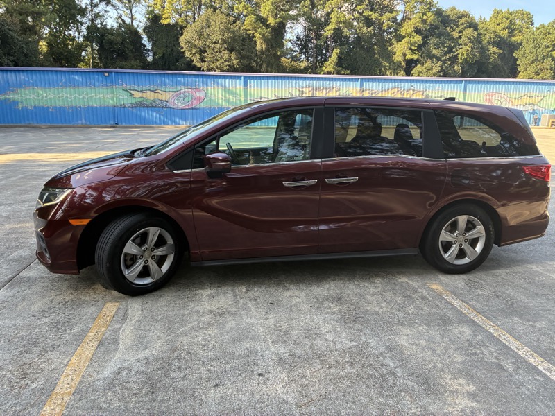2018 Honda Odyssey - $13,995