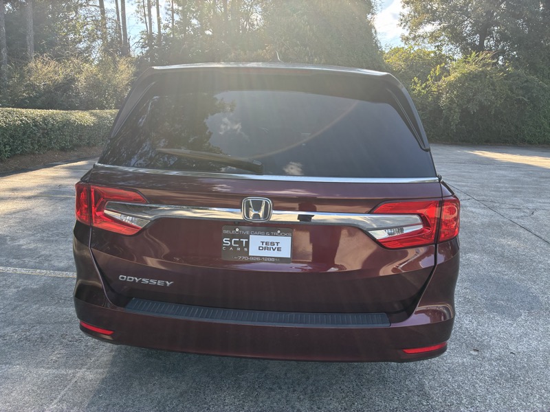 2018 Honda Odyssey - $13,995