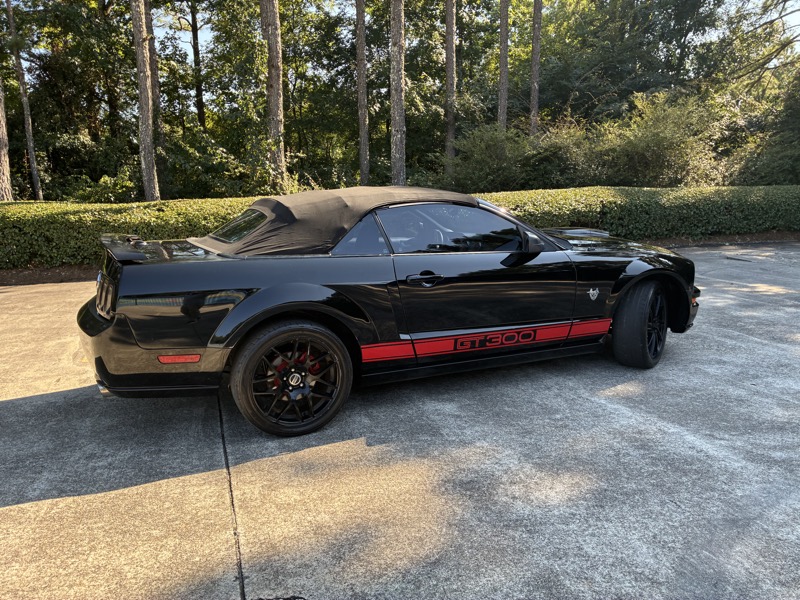 2009 Ford Mustang - $10,995