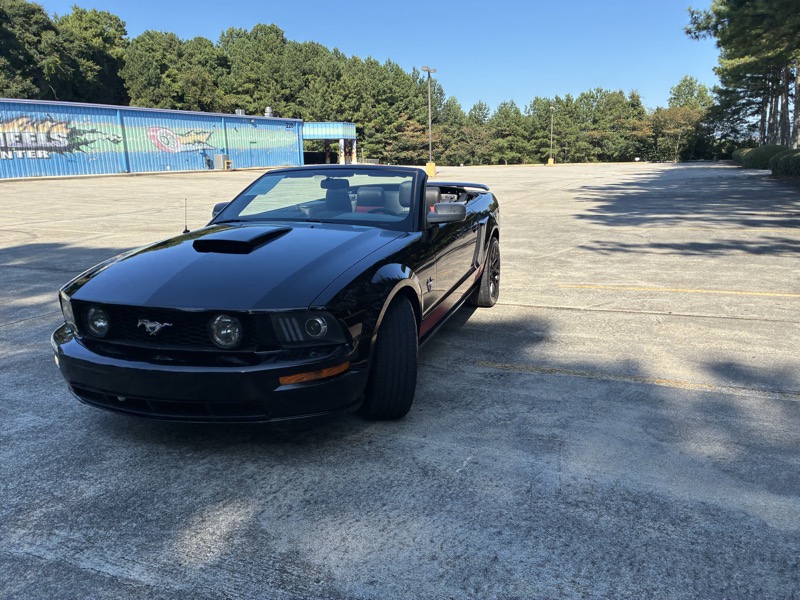 2009 Ford Mustang - $10,995